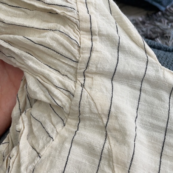 Zara Striped Button Down Tank - Picture 4 of 4